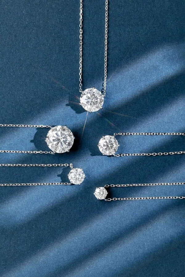 Colar Solitário Moissanite