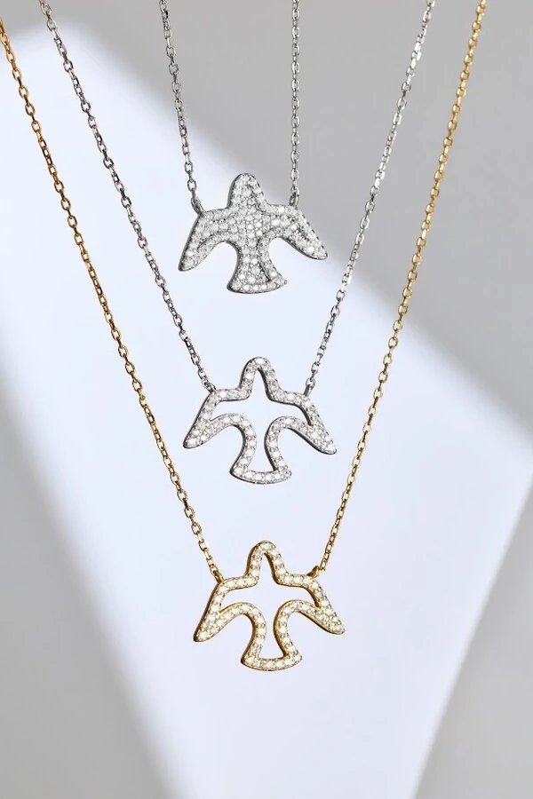 Colar Divino Espírito Santo Vazado