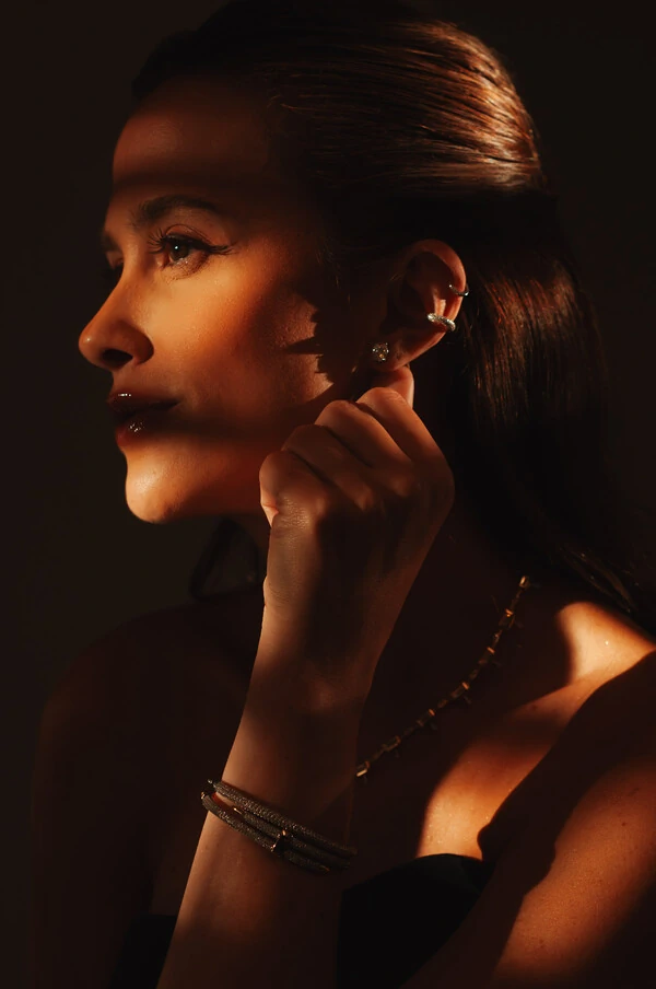 Brinco Oval Moissanite