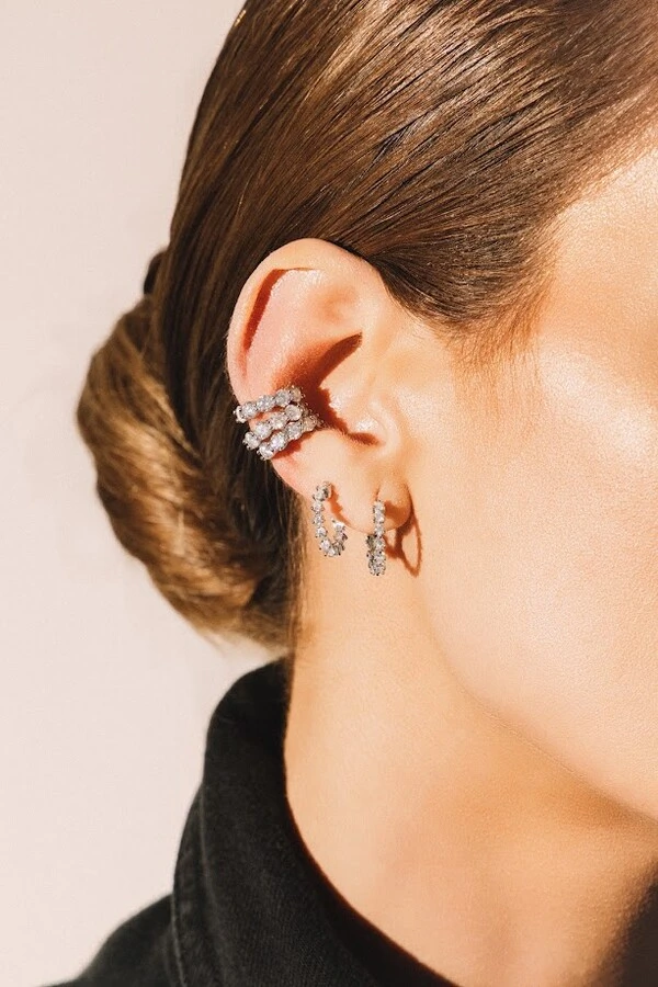 Fake Piercing Lizzie Moissanite