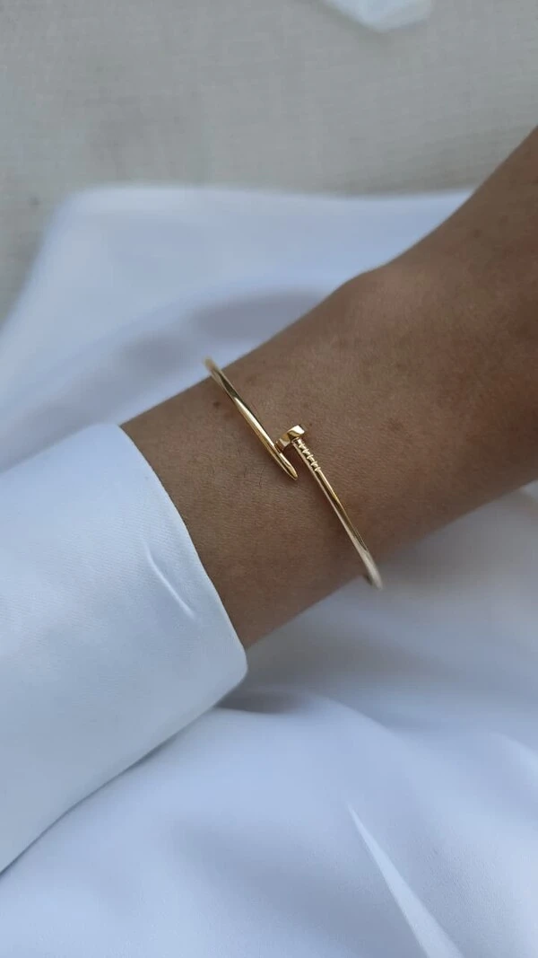 Bracelete Prego Dourado