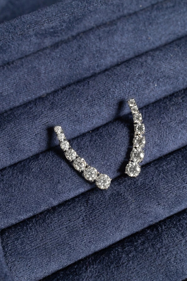 EarCuff Bright Moissanite