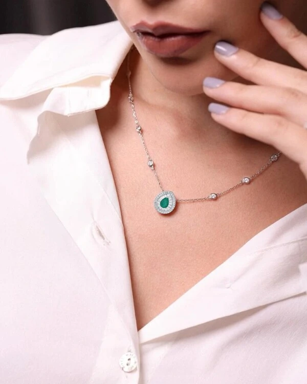 Colar Gota Esmeralda Tiffany