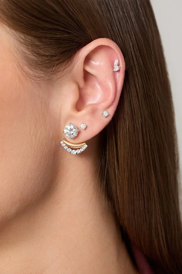 Ear Jacket Curve Moissanite
