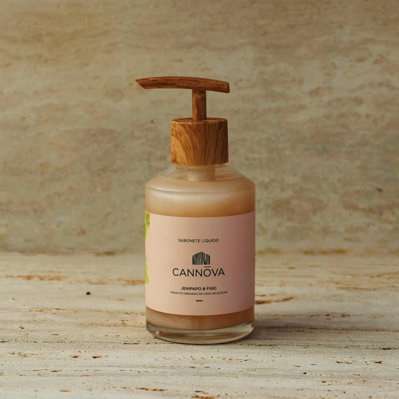 FotoSabonete Líquido Figo e Jenipapo
