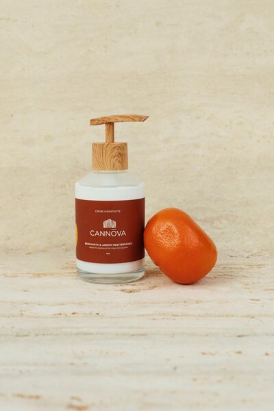 Foto Creme Hidratante Bergamota e Jardim Mediterrâneo 190 g