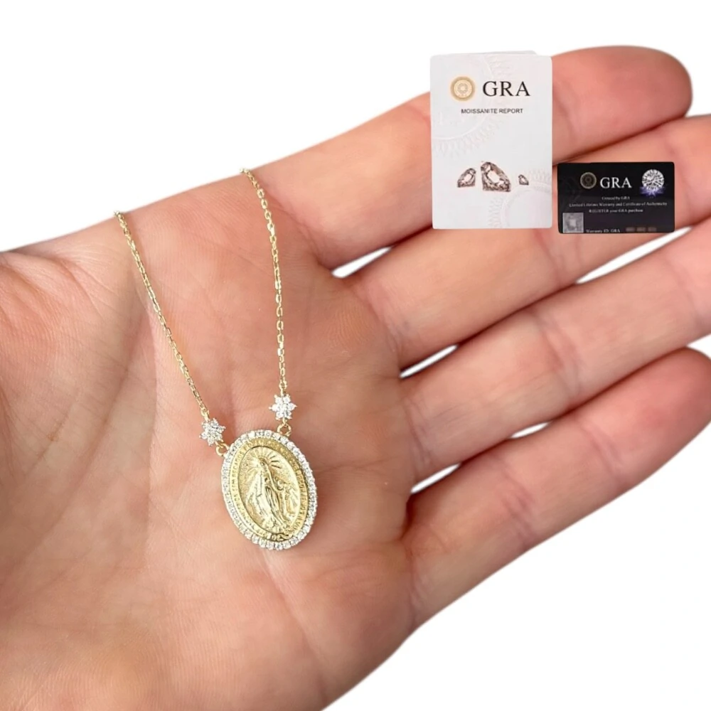 FotoColar joia medalha nossa senhora das graças volta cravejada e florzinhas moissanite prata925 ouro18k