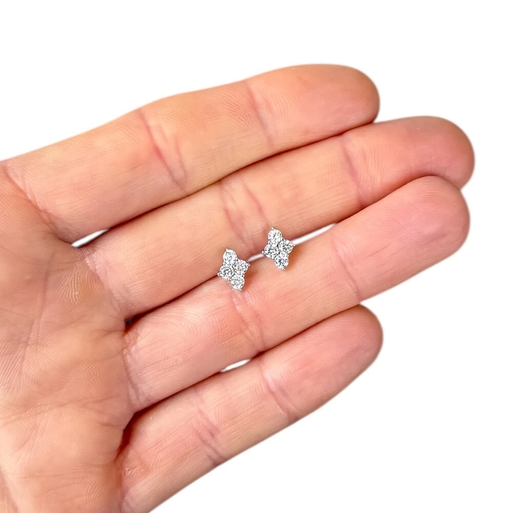 FotoBrinco joia losango delicado quatro solitários prata925