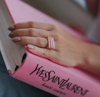 Anel Retangular Slim Esmaltado Rosa Ouro18k