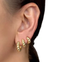 Brinco argola click croissant ouro18k (escolha o tamanho)