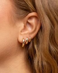 Brinco argola click lisa ouro18k ( escolha o tamanho )