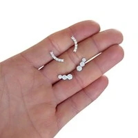 Brinco ear cuff delicado solitários 2mm