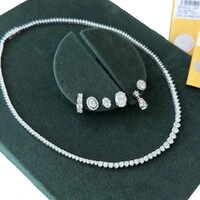 Brinco oval moissanite 7ct 7mm por 10mm quatro garras