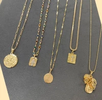 Pingente Biblia com Cruz Ouro18k