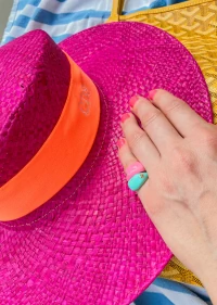Anel Dedinho Esmaltado Rosa com Ponto de Luz Ouro18k