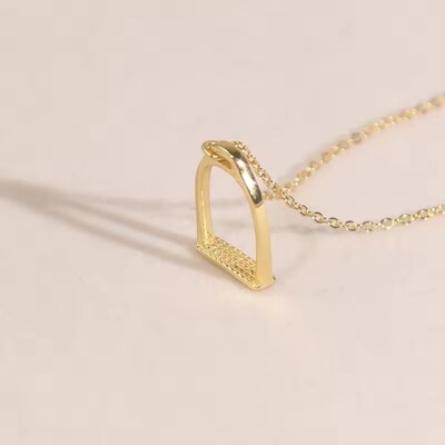 Fotocolar joia estribo equestrian prata925 ouro18k