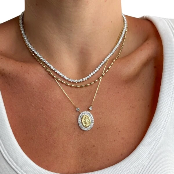 Colar joia medalha nossa senhora das graças moissanite com florzinhas prata925 ouro18k