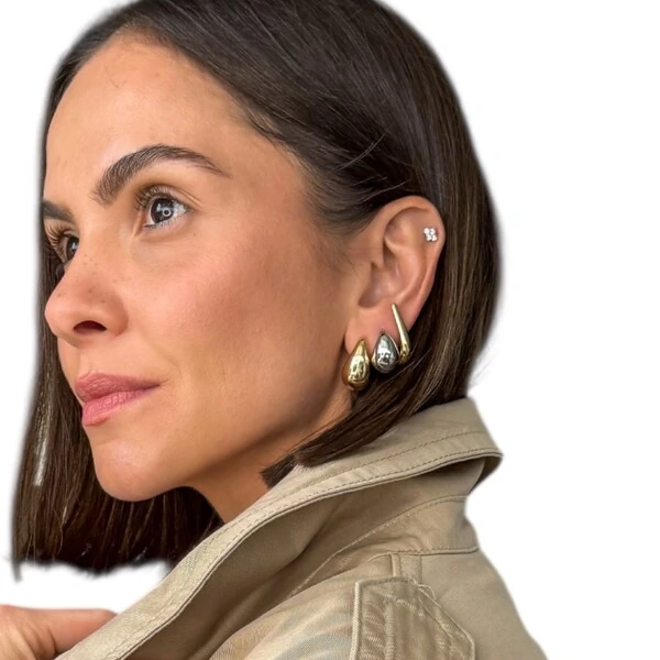 Brinco Gota hailey (escolha o tamanho)