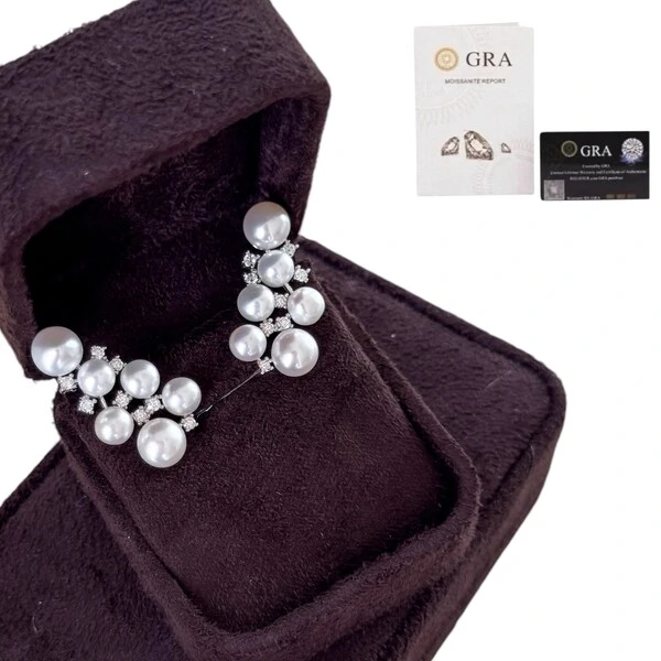 Brinco ear cuff pérolas e moissanite 0.48ct prata 925