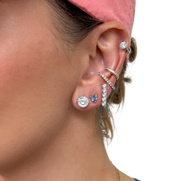 Brinco joia ear hook palito solitários ponto de luz