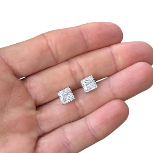 Brinco joia solitário ponto de luz quadrado prata925