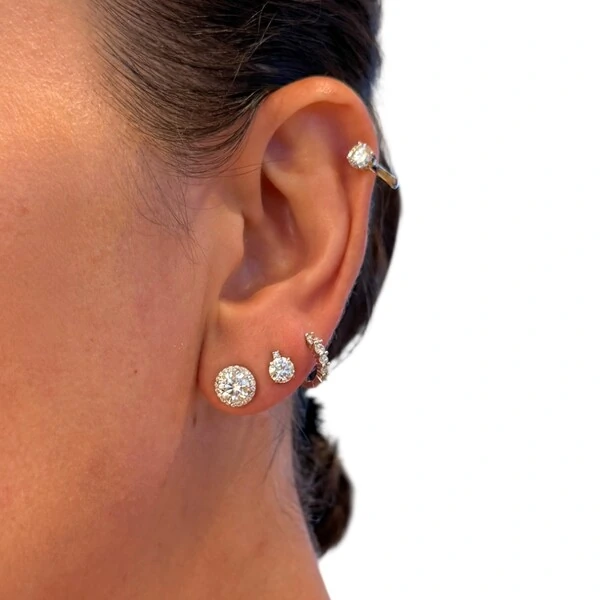 Brinco joia solitário com volta cravejada moissanite 1.74ct(8mm) prata925