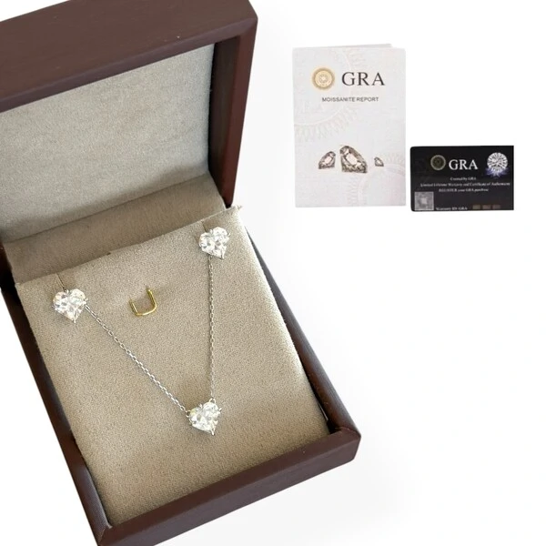 Brinco coração moissanite ice cut 4ct 8mm prata925