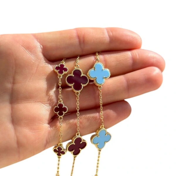 Pulseira cinco trevos cl ouro18k