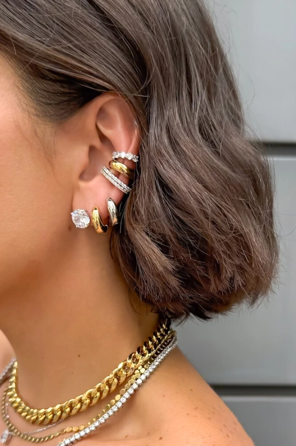 Brinco piercing seis solitários modelo encaixe regulável
