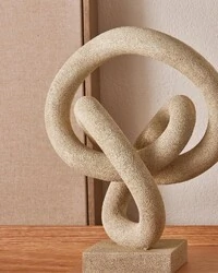 Escultura Decorativa em Polirresina