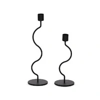 Kit Castiçais de Metal Preto com Design Ondulado