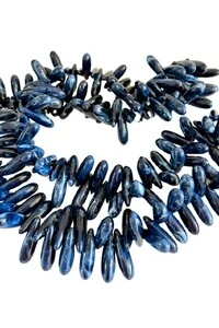 Colar Decorativo Azul em Resina e Chapa de Ágata