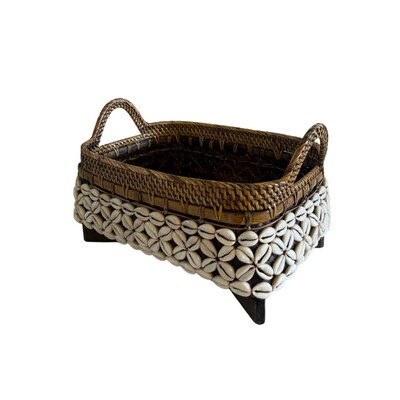 FotoCesto Decorativo em Rattan com Conchas