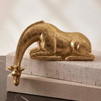 Foto Escultura Decorativa Girafa em Polirresina Dourada