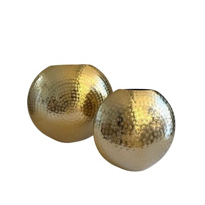 FotoVaso Redondo em Metal Dourado com Alto-Relevo