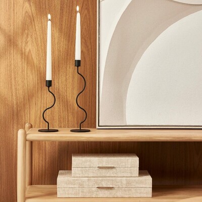 FotoKit Castiçais de Metal Preto com Design Ondulado