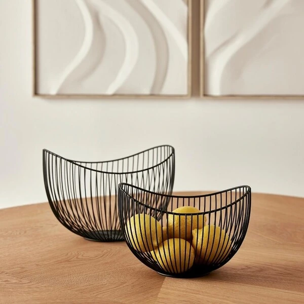 Centro de Mesa em Metal Aramado Preto