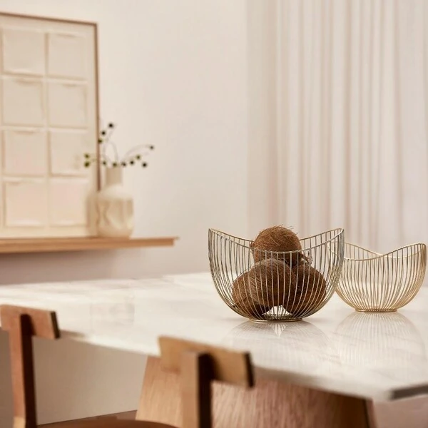 Centro de Mesa em Metal Aramado Dourado