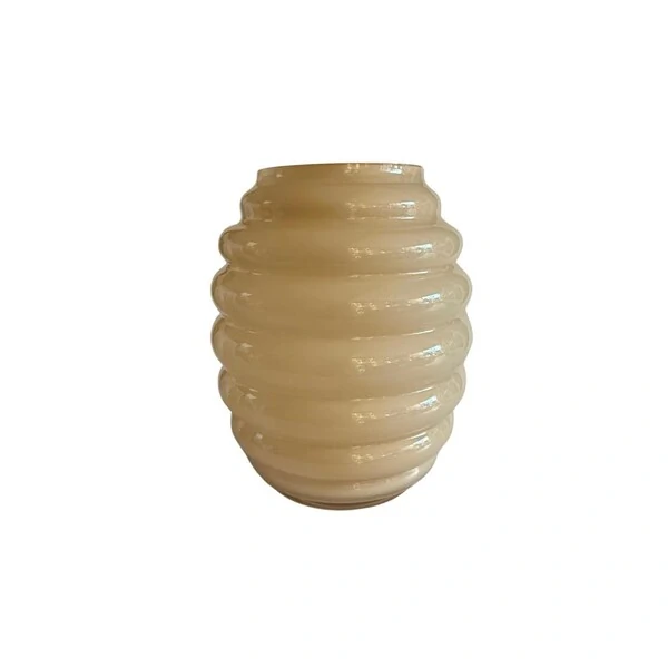 Vaso Decorativo em Vidro Creme com Relevo em Espiral