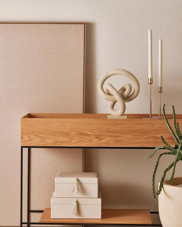 Escultura Decorativa em Polirresina