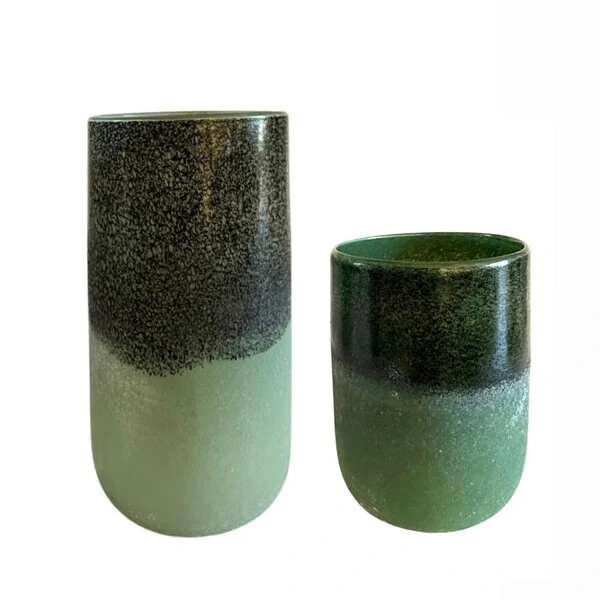 Vaso Decorativo de Vidro em Tons de Verde Fosco
