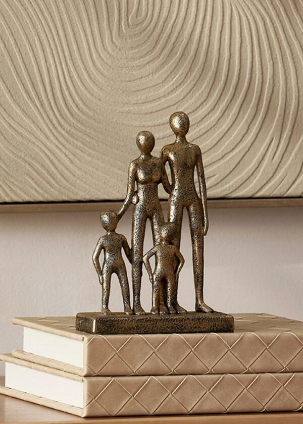 Escultura Decorativa Casal com Crianças