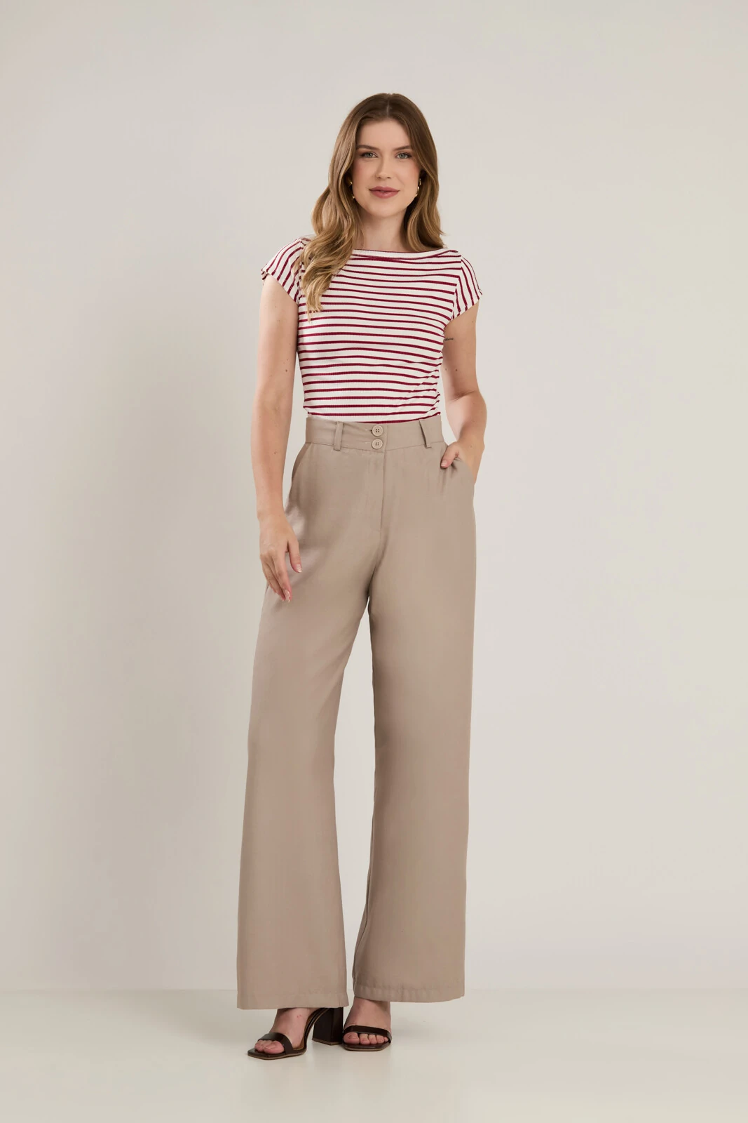 FotoCalça Pantalona Cenarium Areia