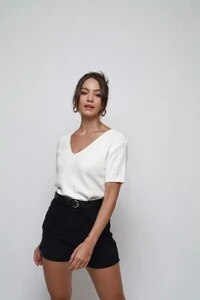Blusa Texturizada Tricot Decote V