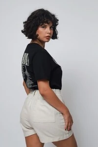 Short Alfaiataria Clássico Curto