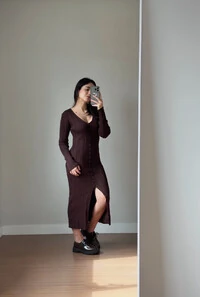 Vestido Manga Longa Botões Midi Tricot