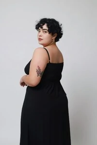 Vestido Vênus Midi Fenda