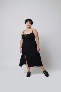 Vestido Vênus Midi Fenda