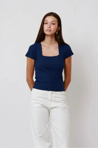 Blusa Karol Decote Redondo Tricot