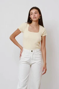 Blusa Karol Decote Redondo Tricot